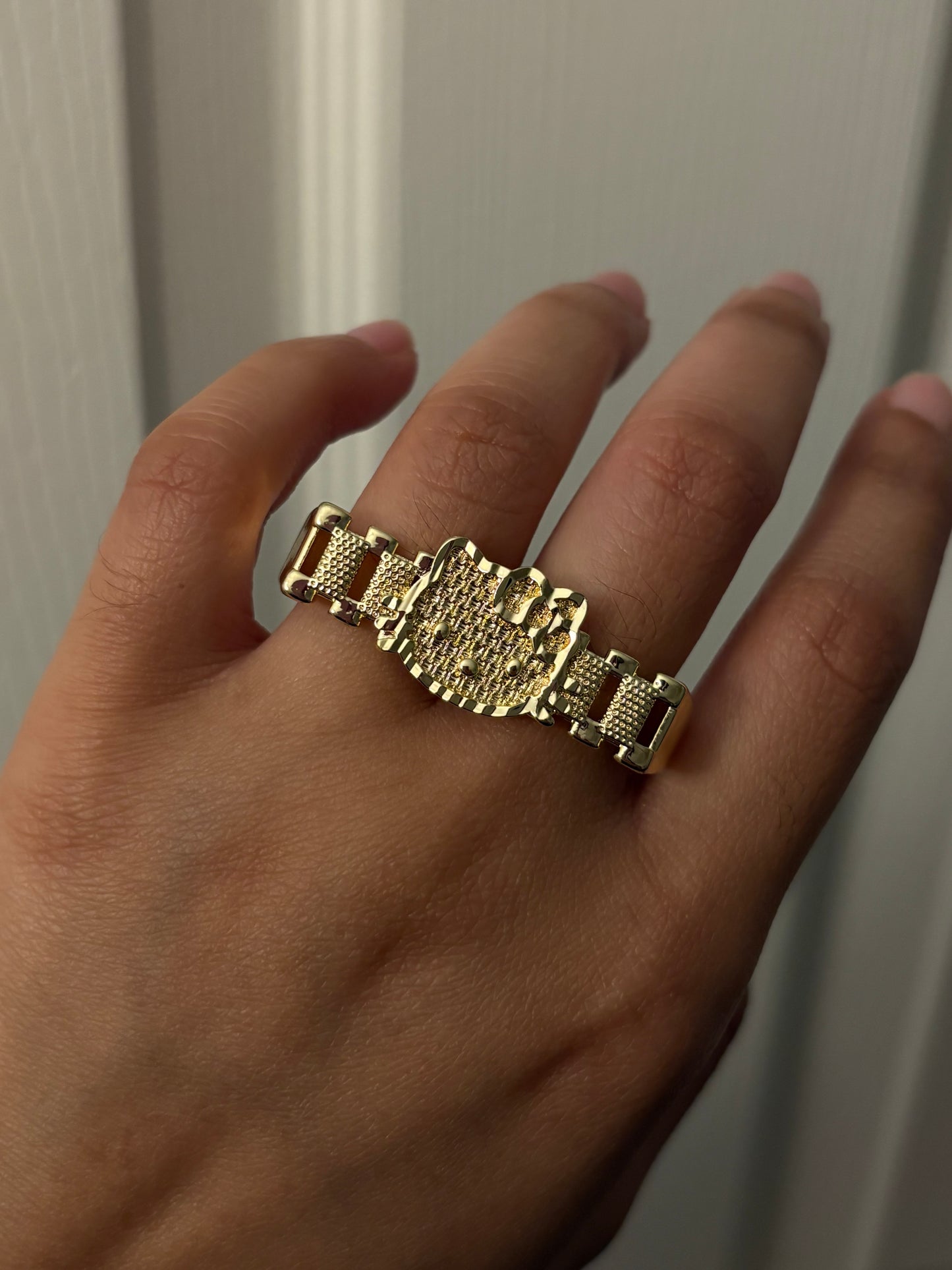 2 Finger rings